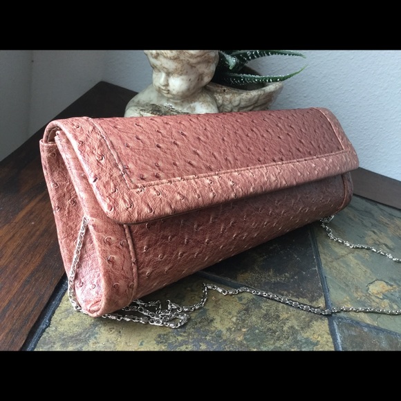 Clutch - Picture 2 of 8